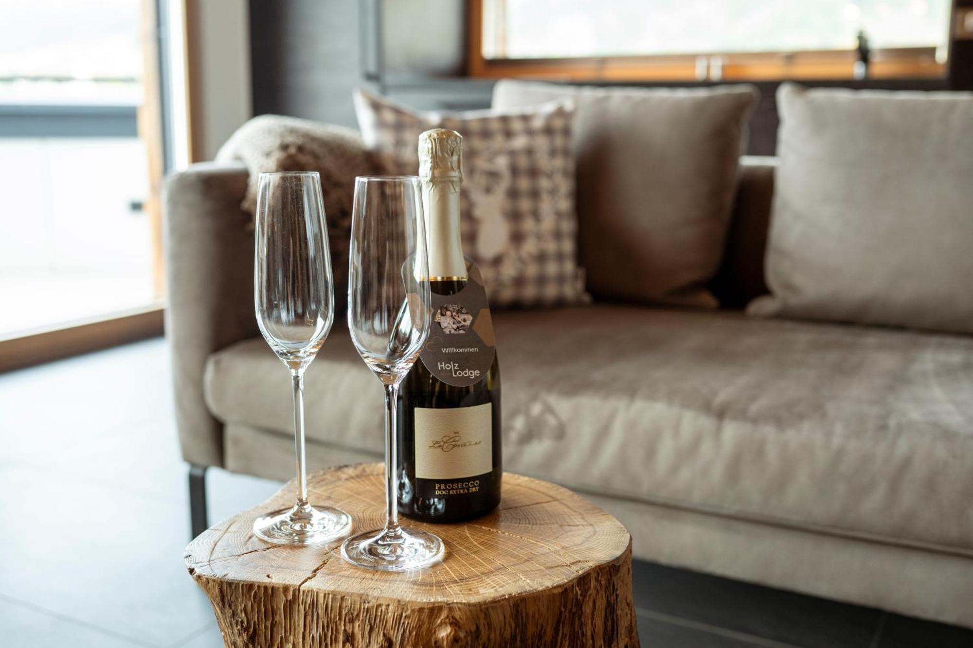 Holzlodge Deluxe 라드스타드트 외부 사진