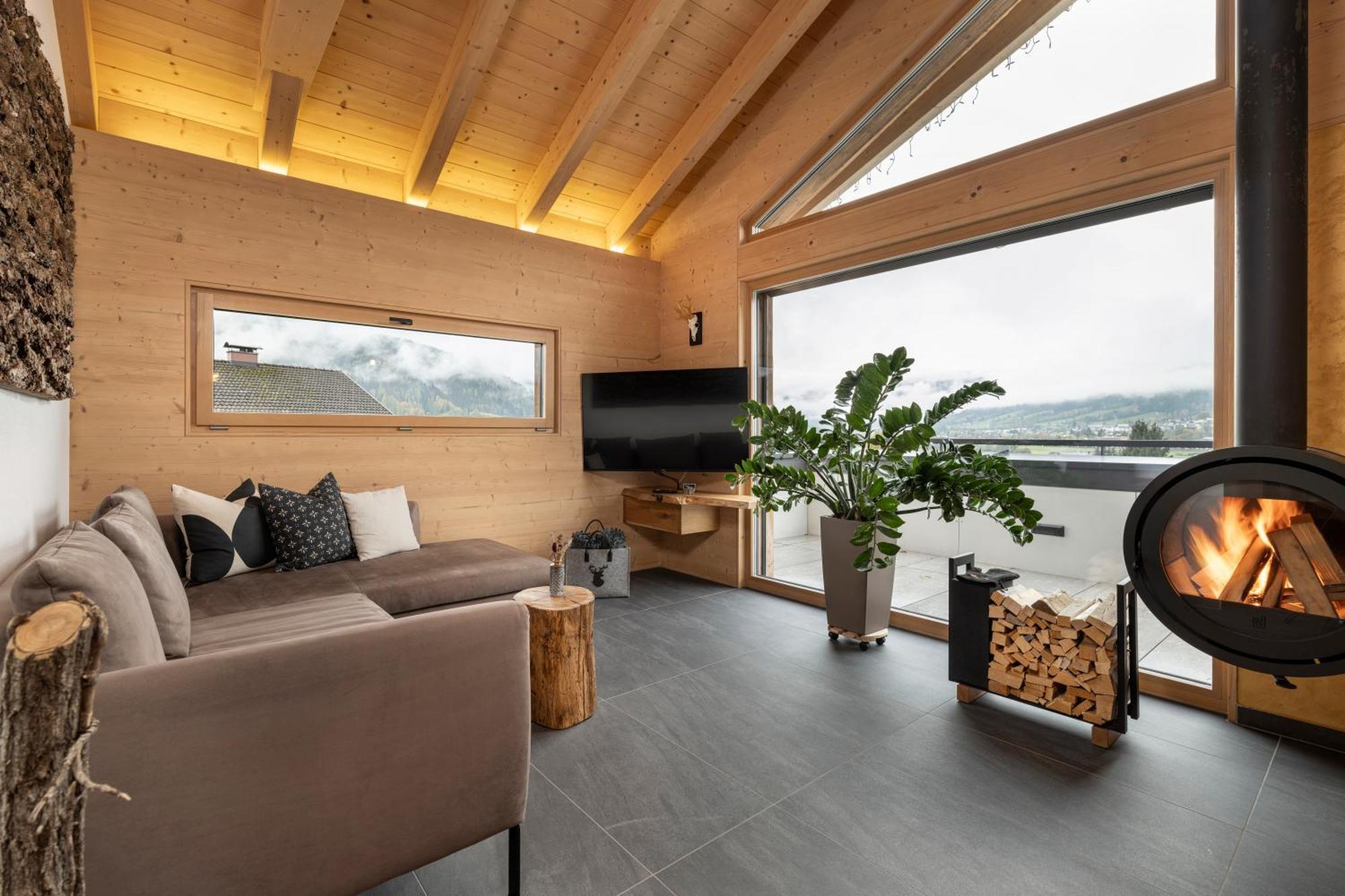 Holzlodge Deluxe 라드스타드트 외부 사진