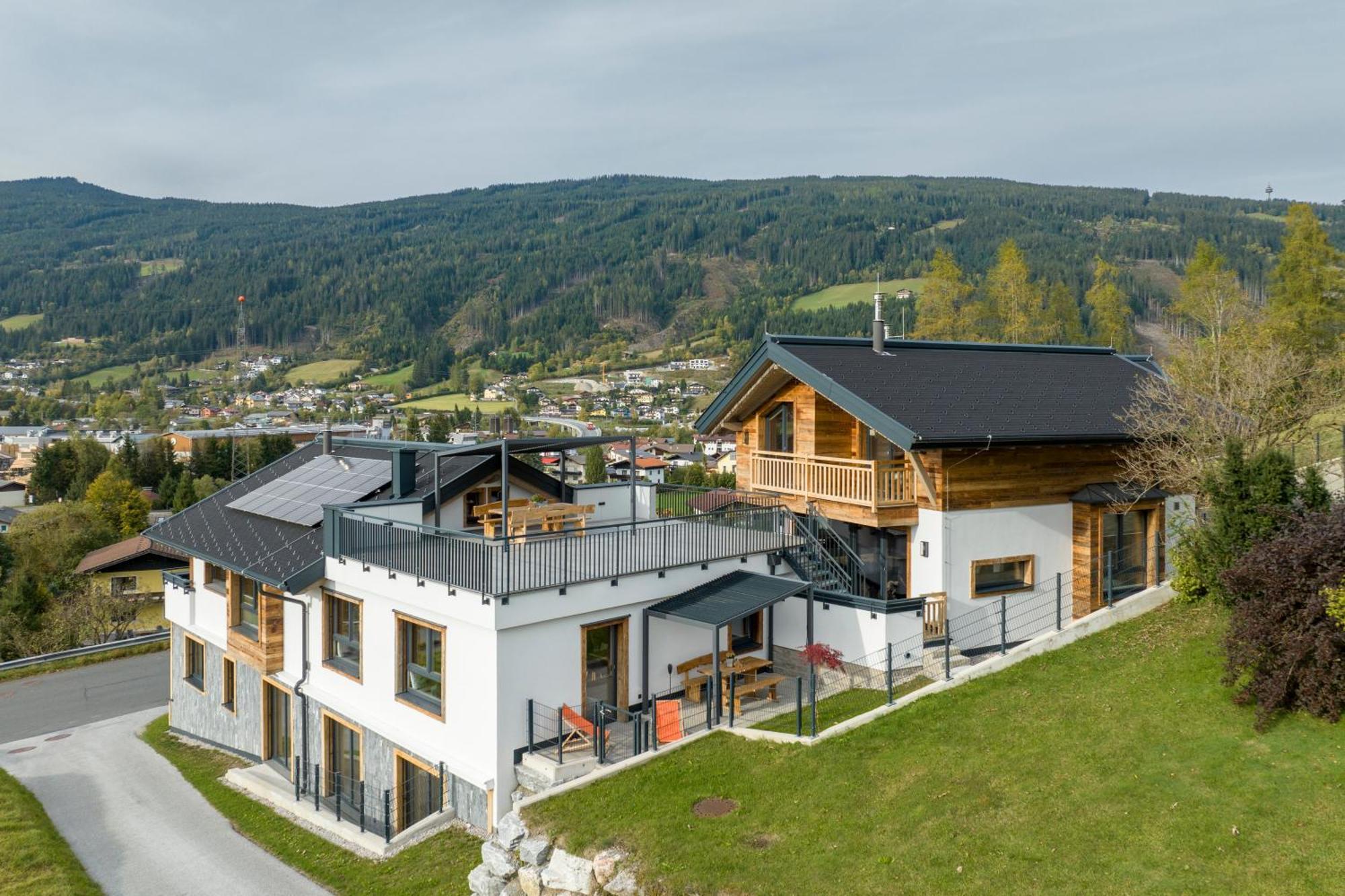 Holzlodge Deluxe 라드스타드트 외부 사진