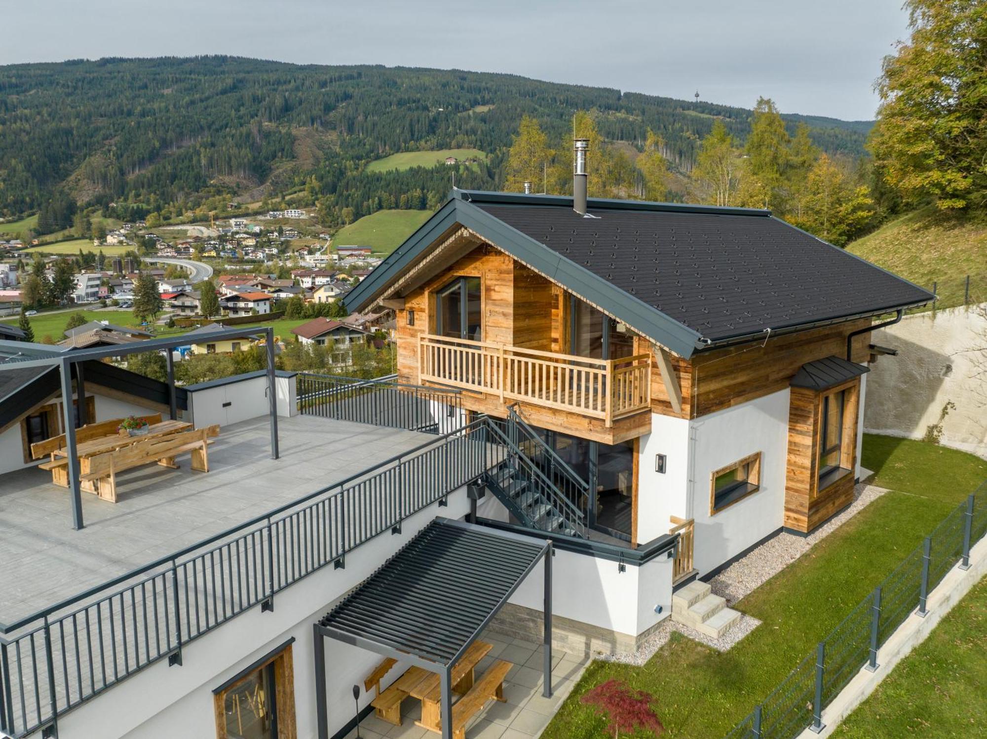 Holzlodge Deluxe 라드스타드트 외부 사진